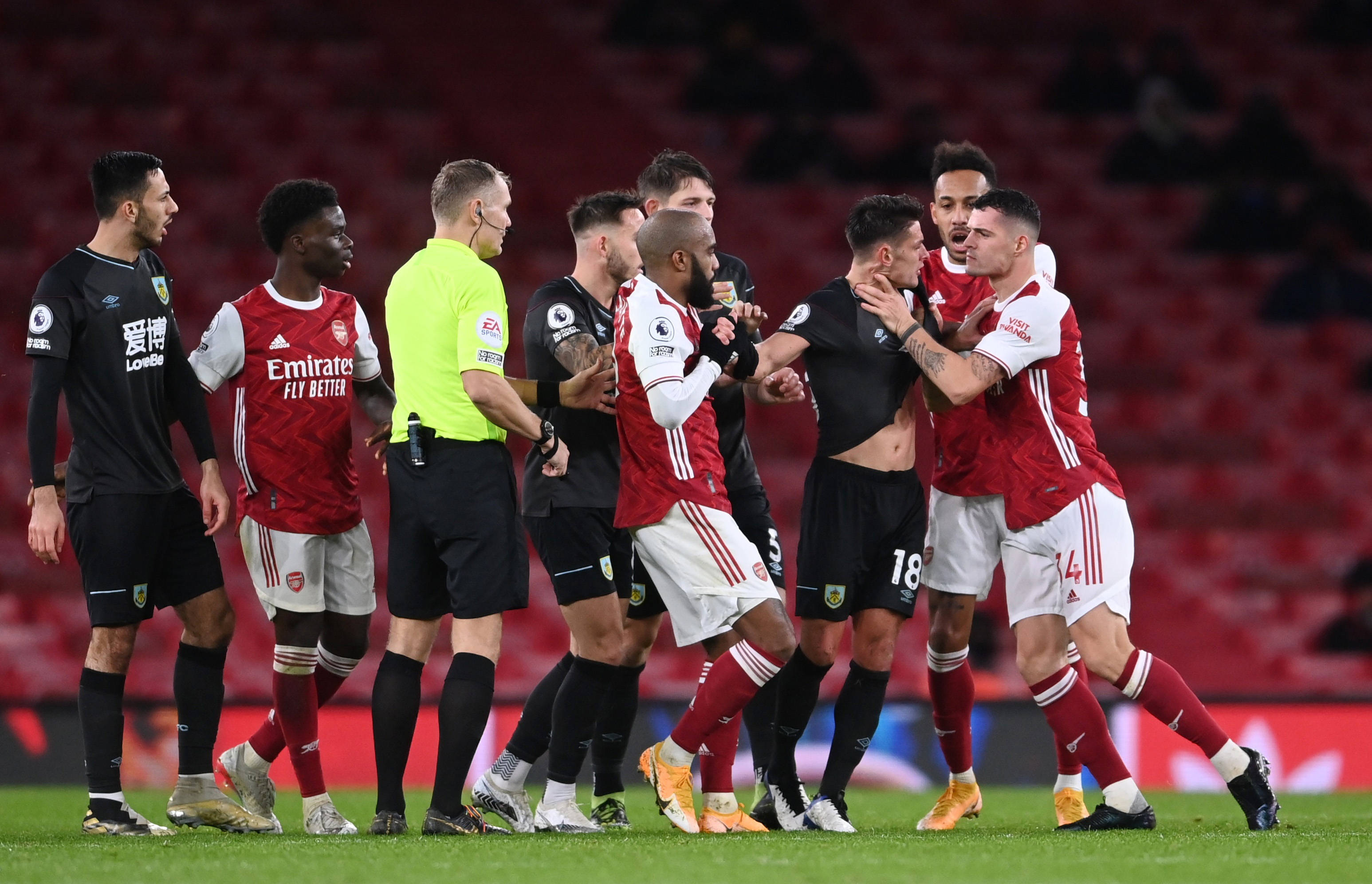 却在团队协 却在团队协